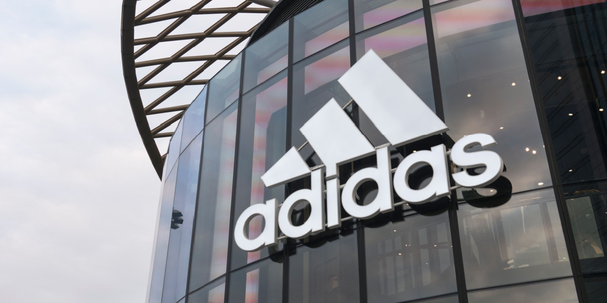 Adidas trækker tysk landsholdstrøje tilbage: Giver associationer til berygtet nazi-enhed