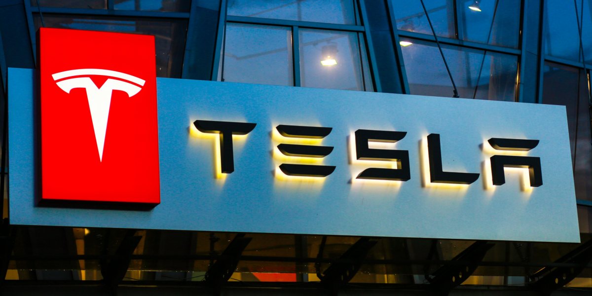 Sådan har Tesla snydt kunderne i årevis, afslører 9 tidligere mekanikere