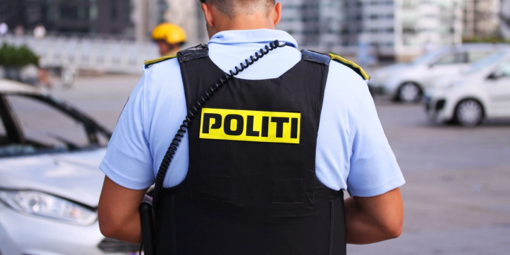 2 anholdt i sag om kontaktbedrageri: Snarrådige borgere for særlig ros af politiet