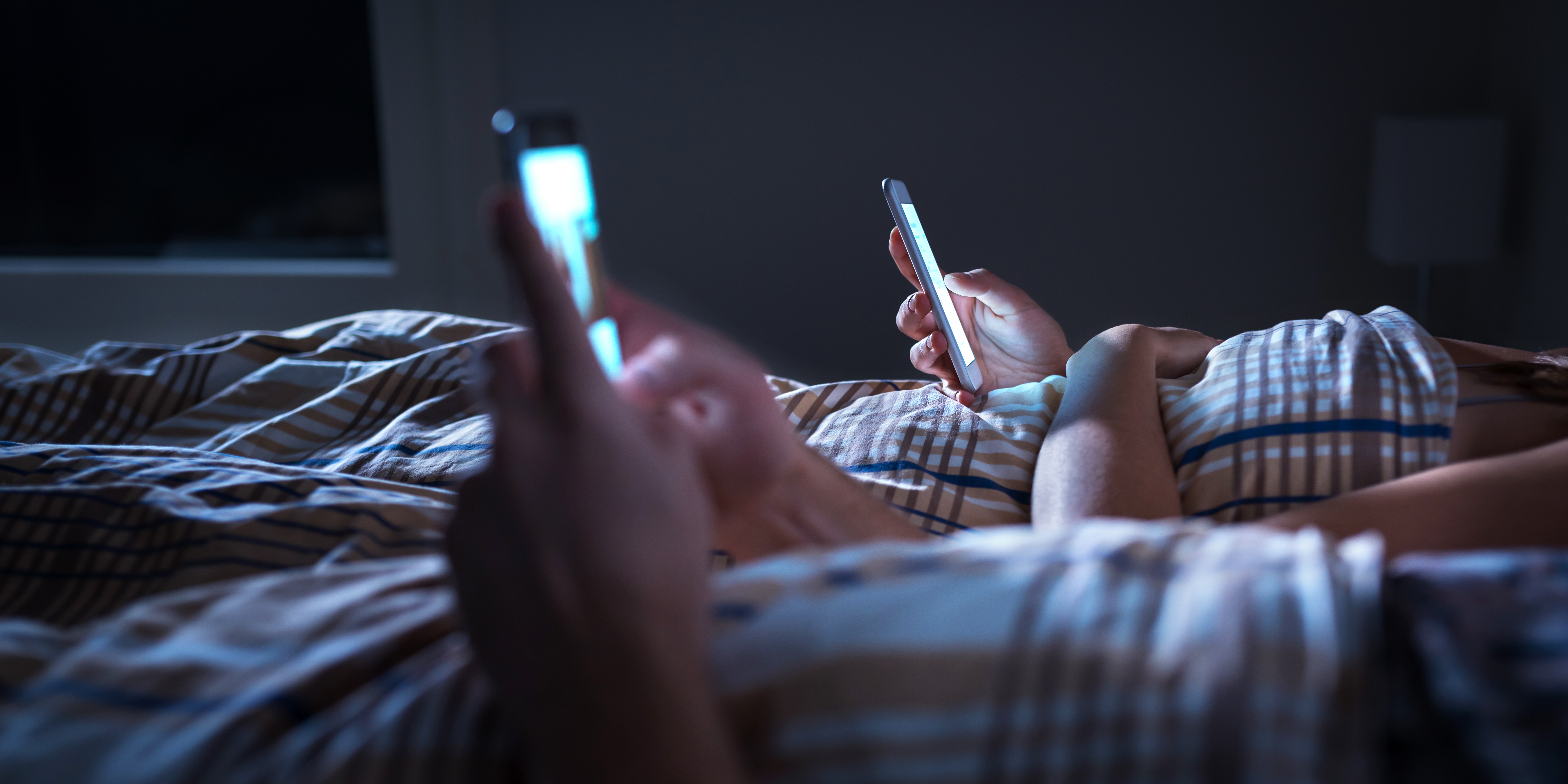 Kan du undvære din smartphone i en måned? Så kan du tjene 60.000 kroner