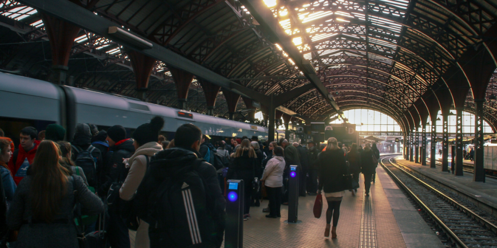 100.000 passagerer om dagen – nu skal Københavns Hovedbanegård moderniseres og fremtidssikres