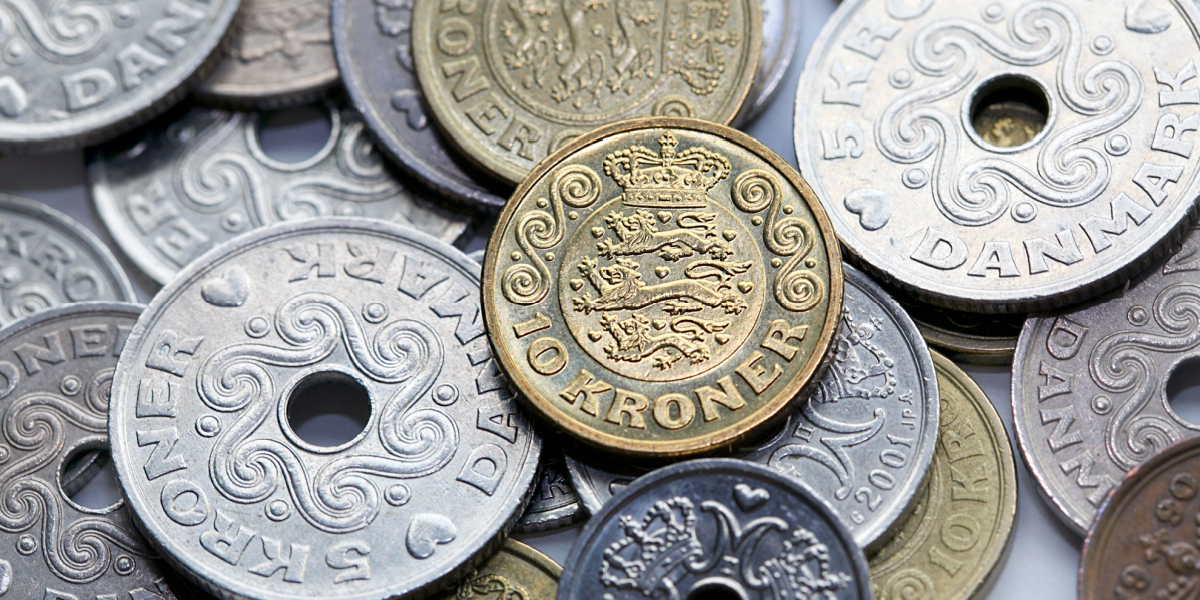 Du har måske guld liggende i pungen: Disse danske mønter er op til 10.000 kroner værd