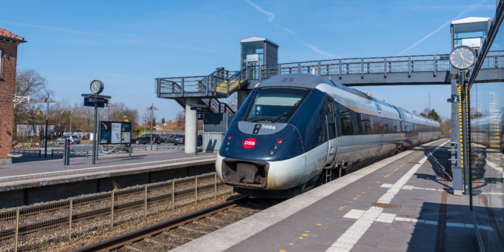 Mangler køreklare tog: DSB aflyser “mange” tog på travl strækning