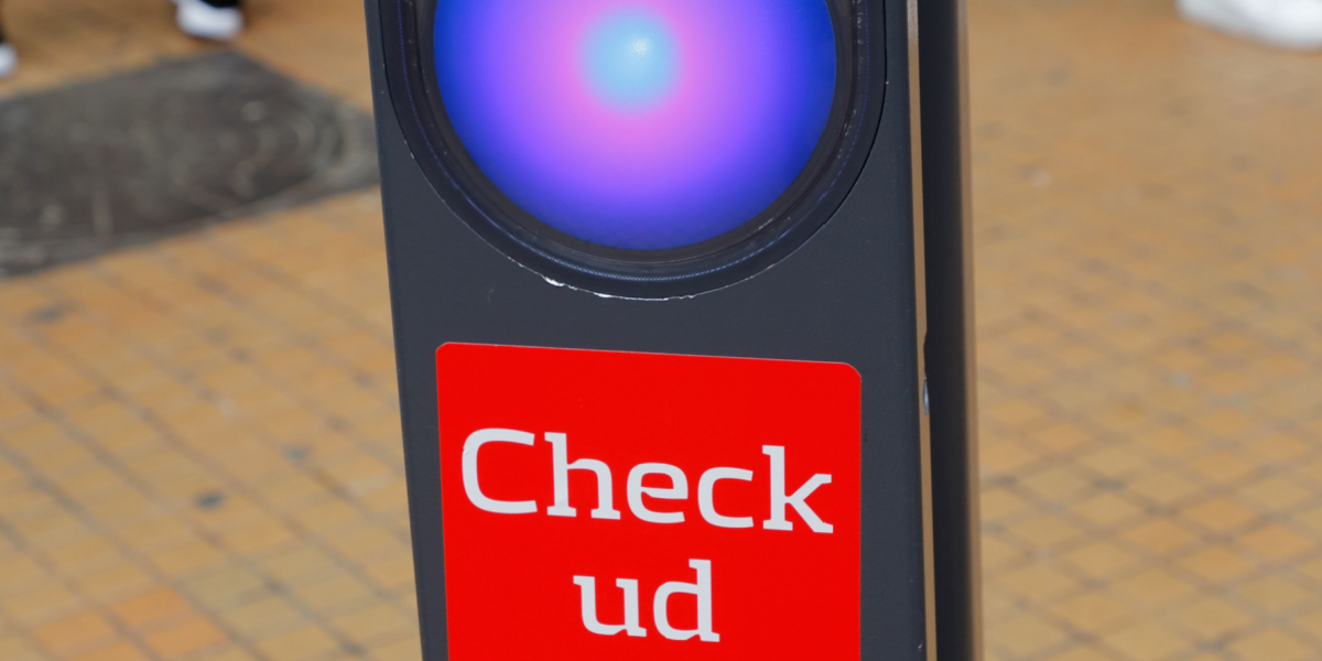 Glemmer du også at checke ud med Rejsekortet? Fra næste år bliver det ikke længere et problem