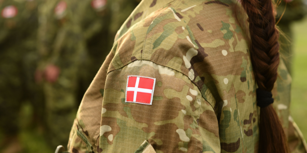 Kort efter shitstorm: Ditte Okman opruller 35 års skandaler i Forsvaret