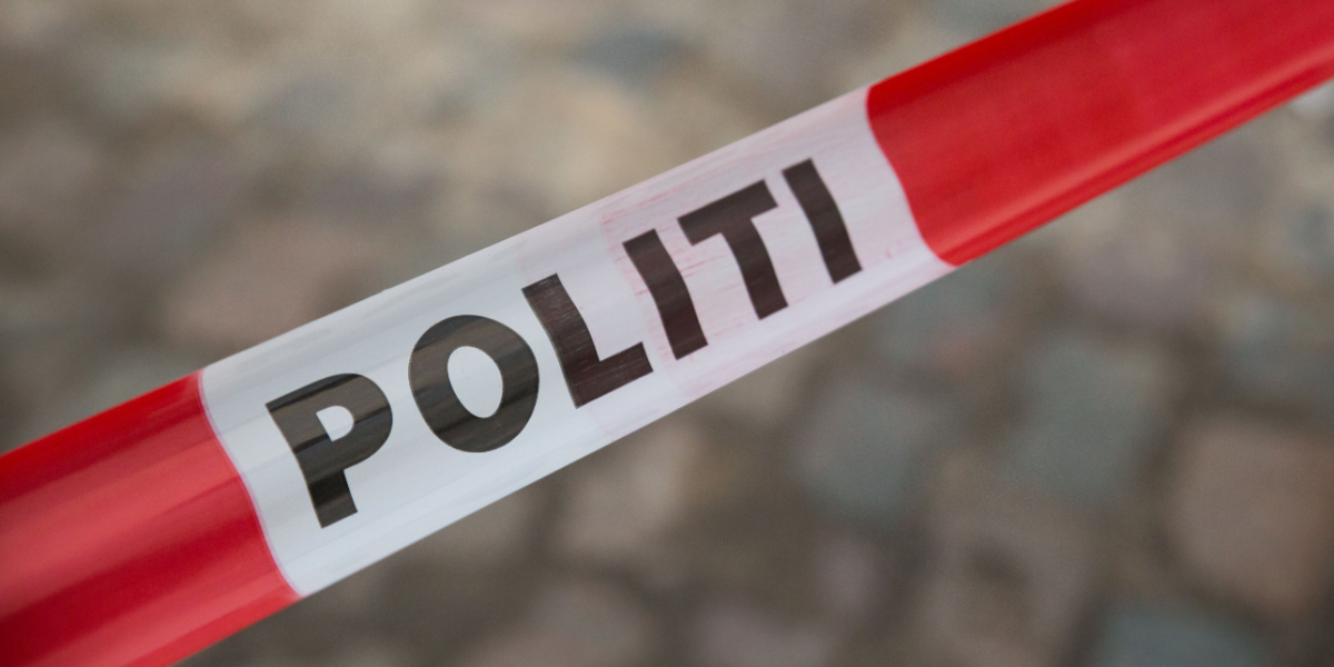Flygtet mand efterlyses i hele landet – tag IKKE kontakt til ham