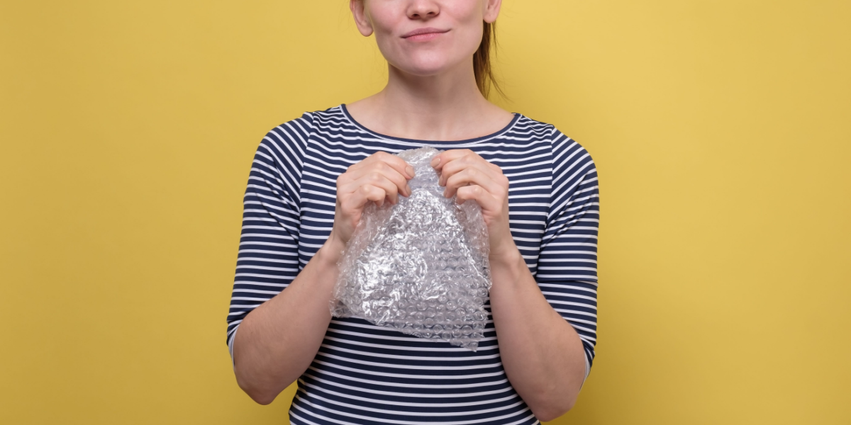 Stop med at “poppe” bobleplast: Brug det til dette i stedet