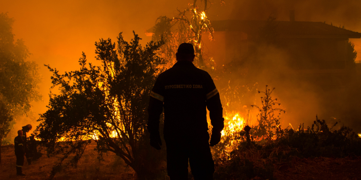 Ny naturbrand: Populær spansk ferieø i flammer