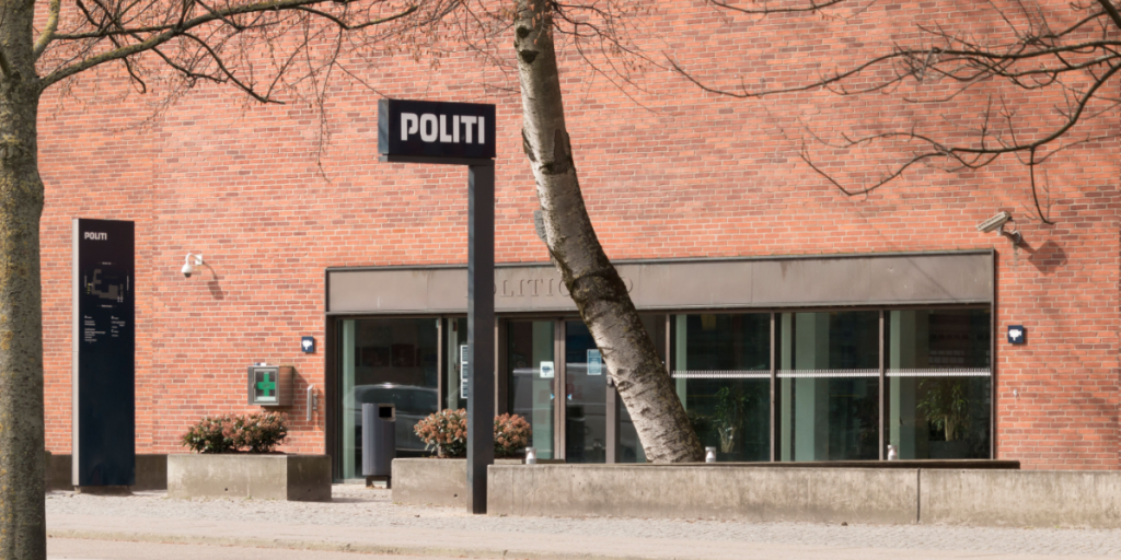 Politidirektør efter DR-fokus: “Vi bedriver ikke ulovlig efterforskning”