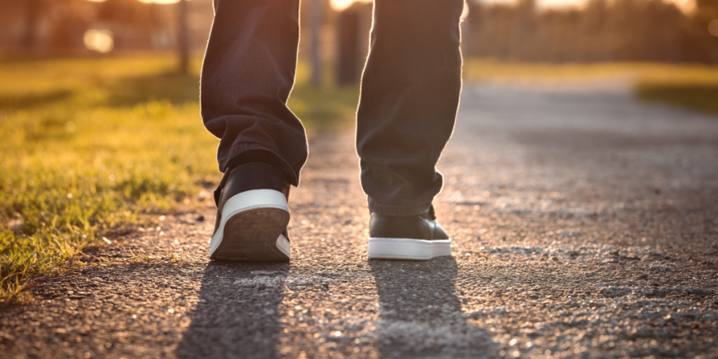 Ny fitness-trend: Sådan kan plogging forbedre både din sundhed og miljøet