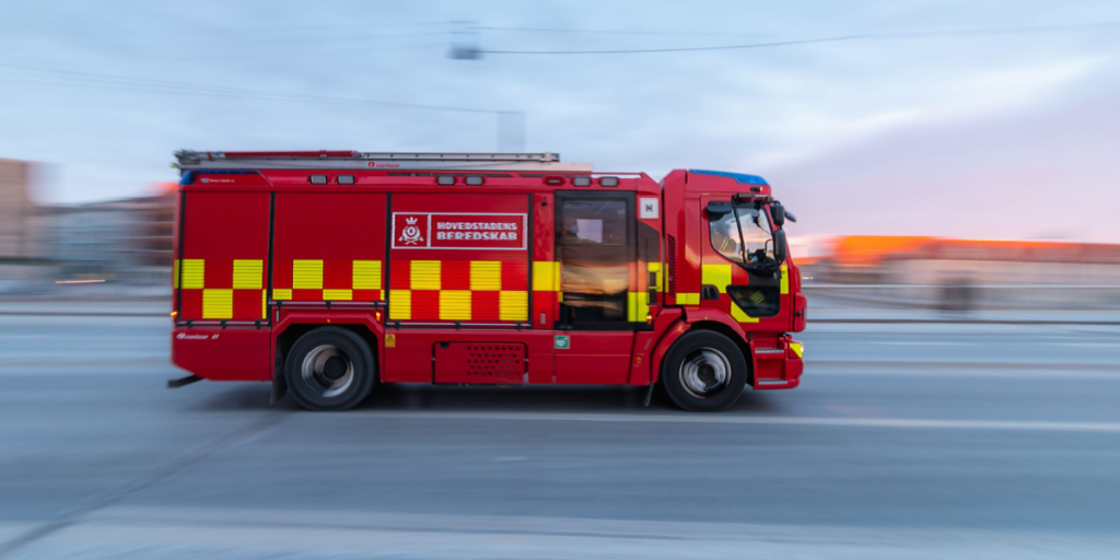Se kortet: Så ofte kommer brandvæsnet for sent afsted i din kommune