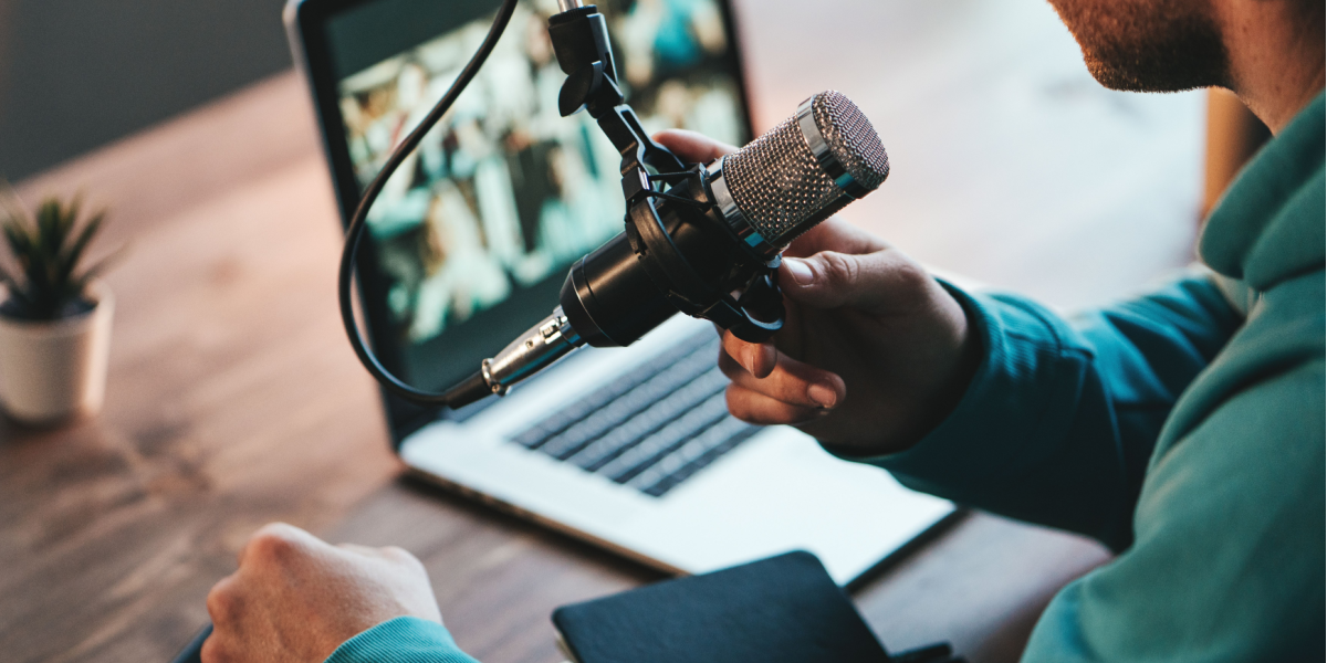 Dansk politiker udgiver “racistisk” podcast – har et meget specifikt fokus