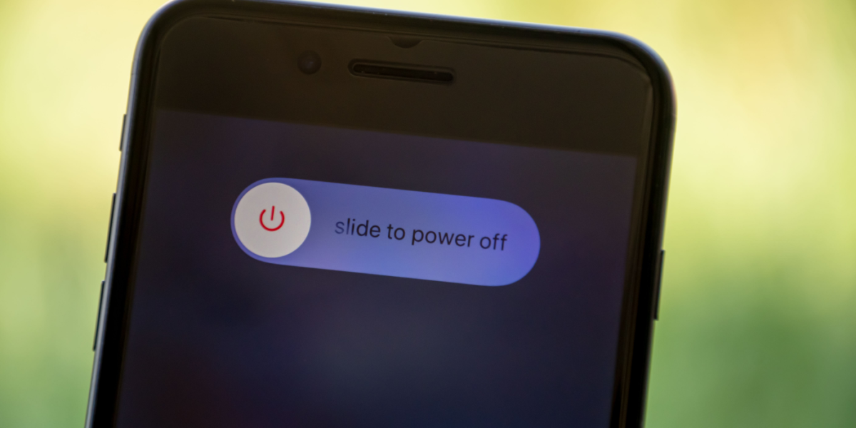 Du bør slukke telefonen oftere: 4 gode grunde til, du skal begynde allerede i dag