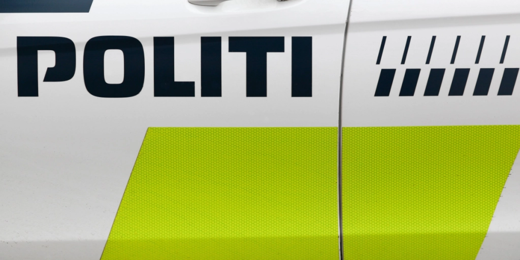 Rutinetjek blev til god fangst: Forsøgte at smide pose med kokain fra sig