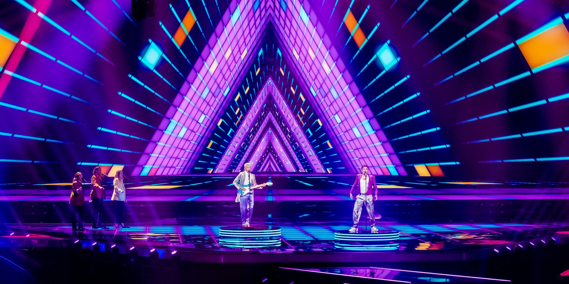 En tidligere vinder og en sand popstjerne: De 8 deltagere til Dansk Melodi Grand Prix er offentliggjort