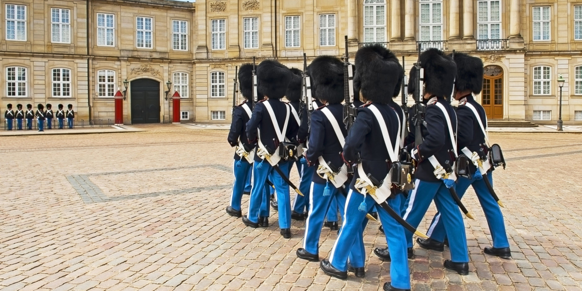 Forsvaret laver ændringer: Nu er det slut med historisk højdekrav