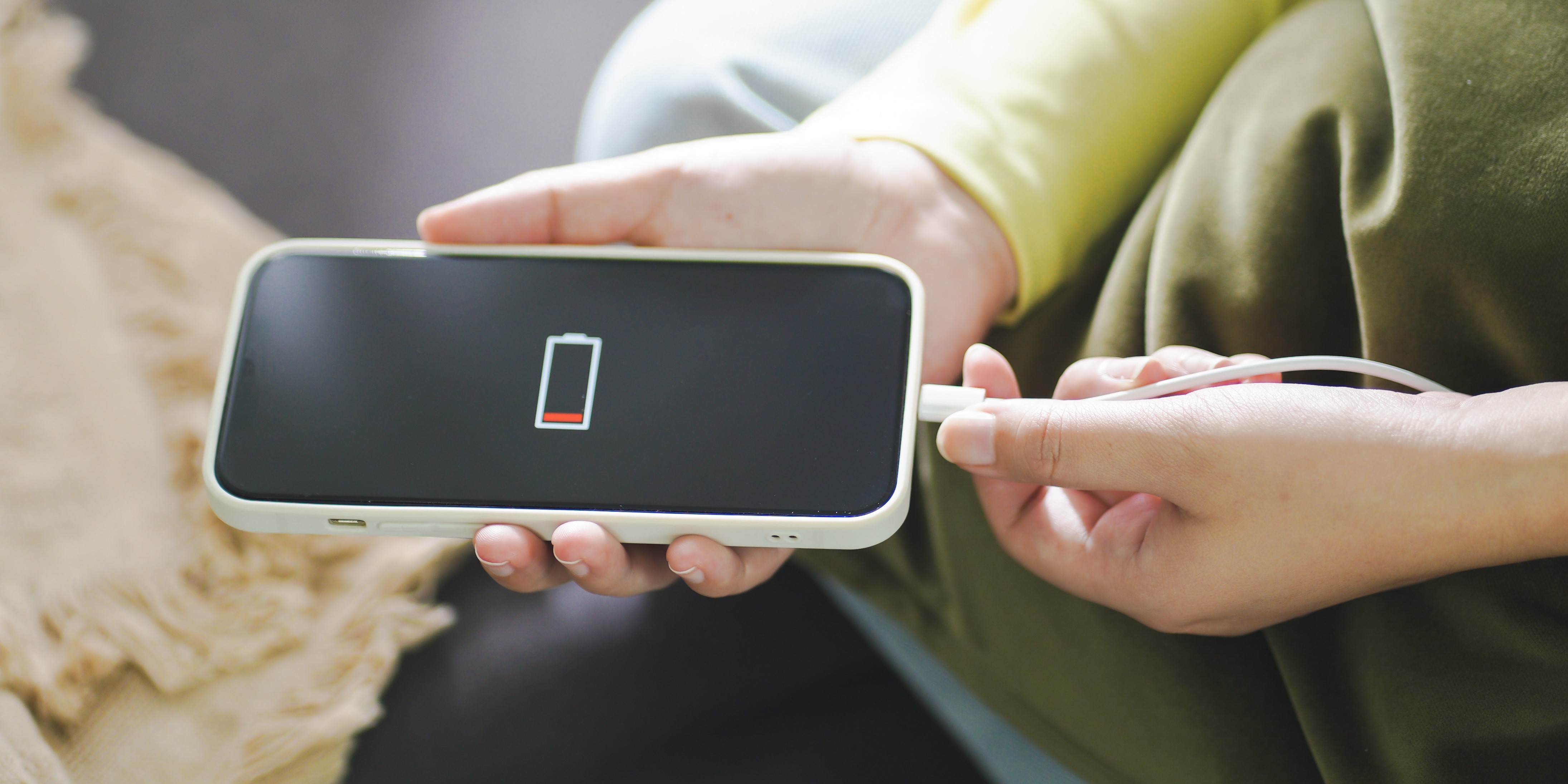Ødelægger batteriet: 3 vaner for telefonopladning, du skal vænne dig af med