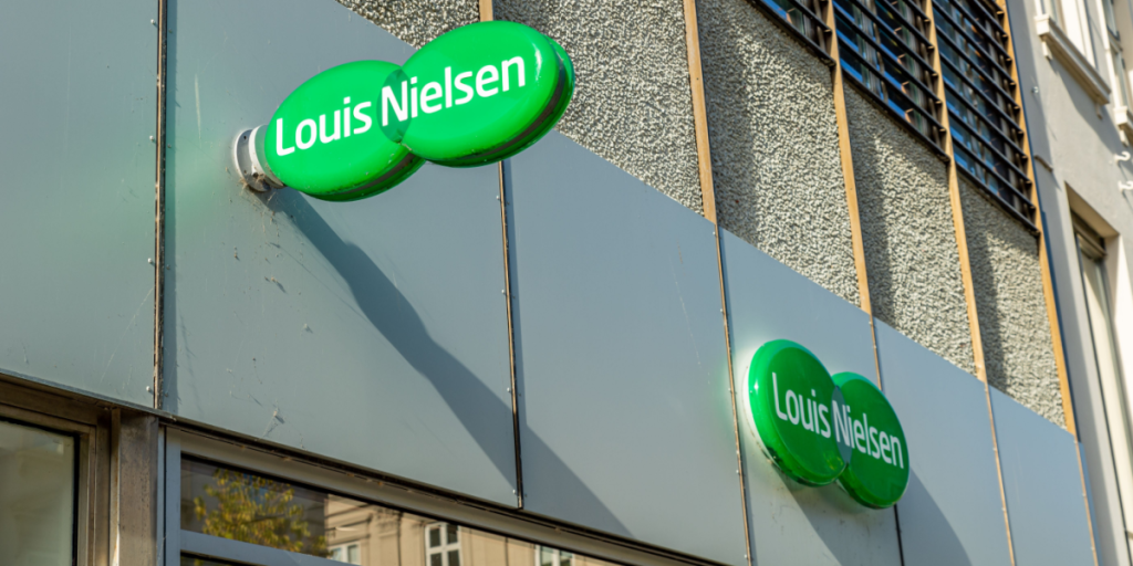 Giver dem gratis væk: Blå Kors og Louis Nielsen i julesamarbejde