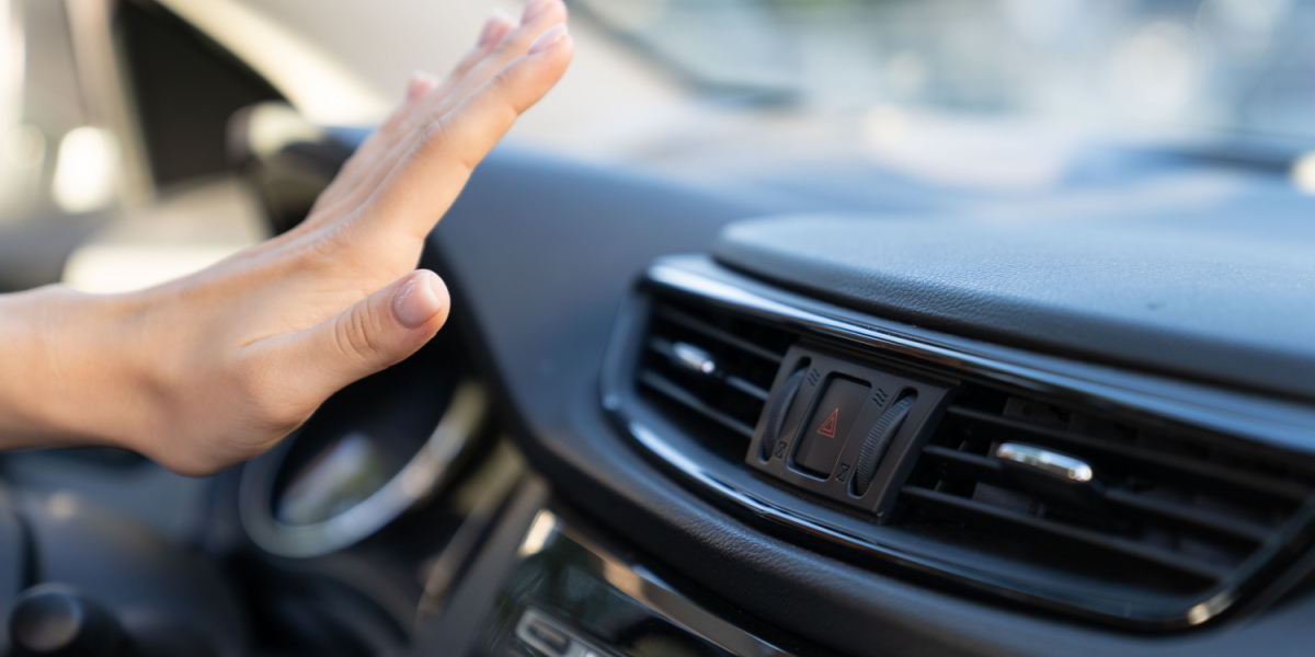 Husk det til de kolde vintermorgener: Sådan varmer du bilen op på 1 minut