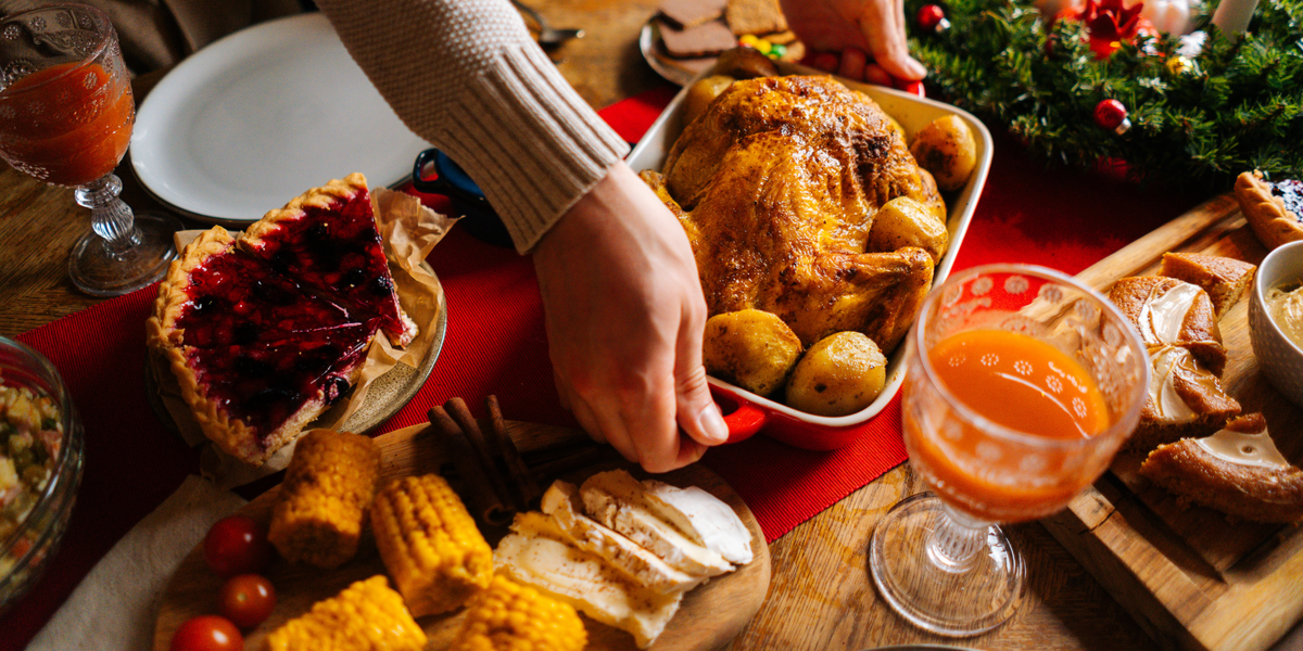 Så meget dyrere bliver julefrokosten i år – en ting er steget næsten 35 procent