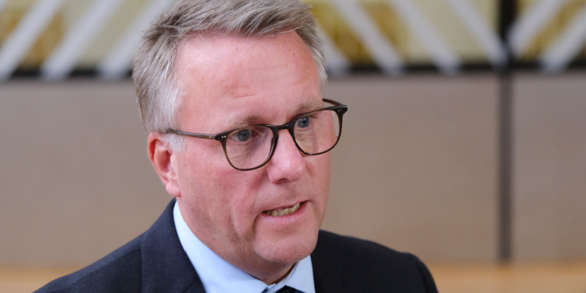 Nu er det nok: Danmark samler allierede i krav om strengere regler