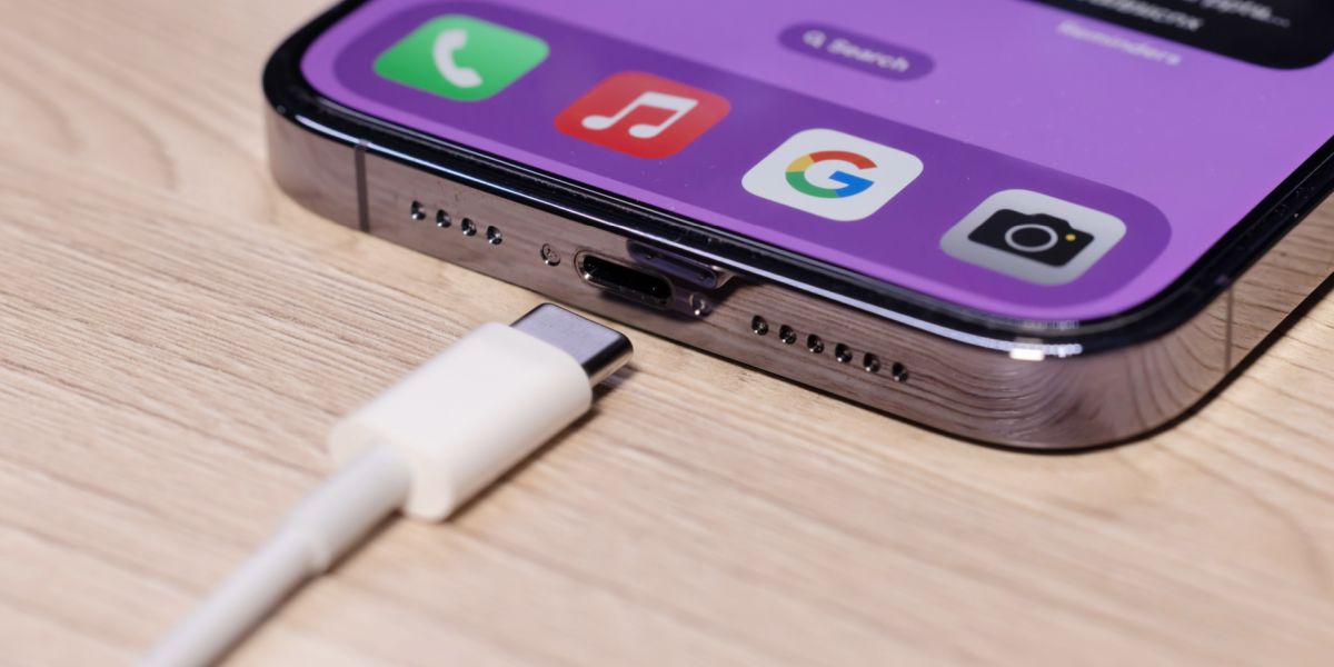 Lad din iPhone op uden en oplader: Ukendt trick tager iPhone-ejere med storm