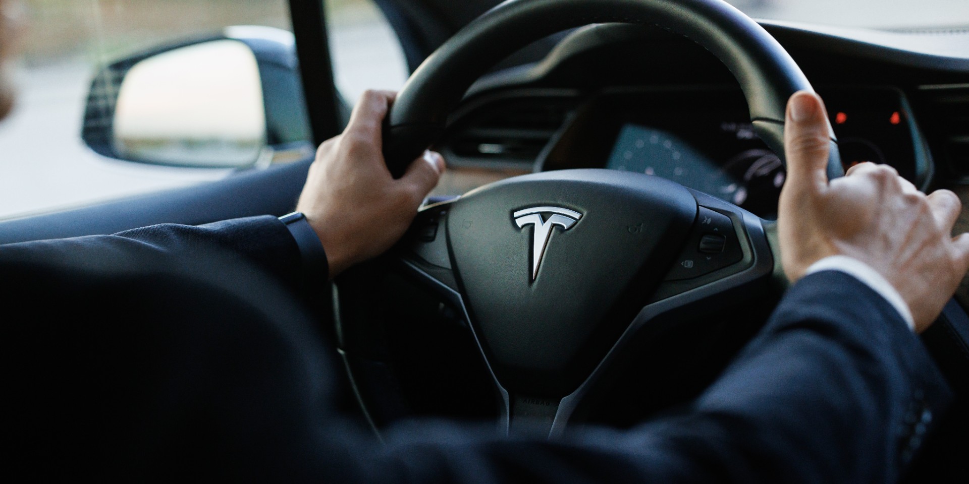 Tesla-ejere risikerer at bryde loven hver dag – uden at de ved eller vil det