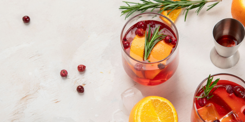 Mangler dine nytårsdrinks et frisk pust? 10 forslag til at give klassikerne et twist