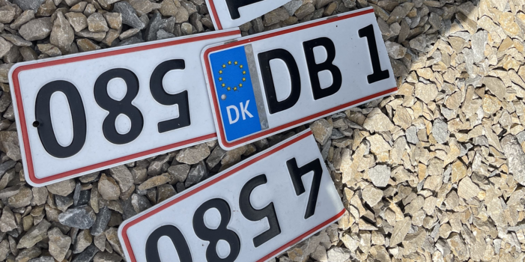 Trussel om at få klippet pladen: Motorregisteret har sendt samme regning to gange