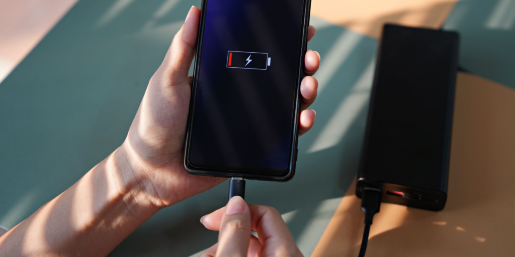 Du gør det nok også forkert: Sådan oplader du din telefon korrekt
