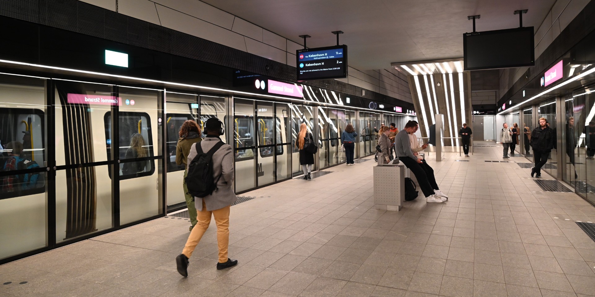 Tages af mere end 1 mio. hver uge: Nu er 2 metrolinjer lukket i 2 uger