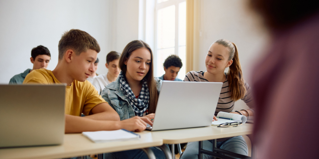 Ny undersøgelse: Danske skolelever er blevet markant dårligere til IT