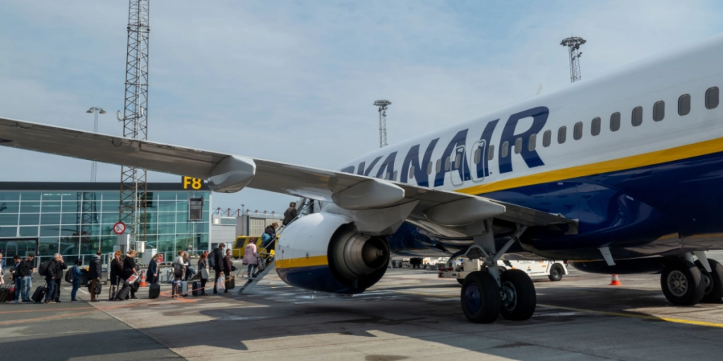 Nye regler hos Ryanair – gebyr på 900 kroner for at komme for sent