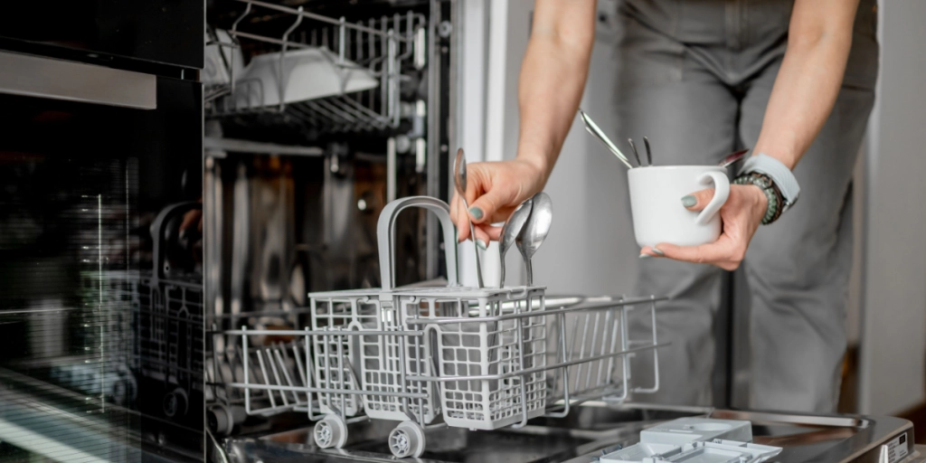 Spar tid og penge: Disse 13 ting kan du komme i opvaskemaskinen