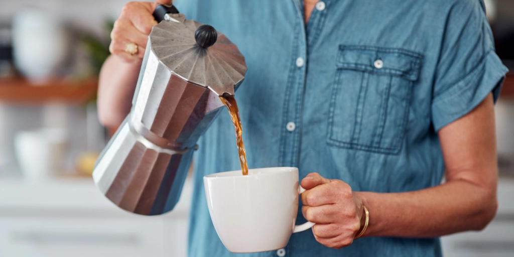 Ekspert forklarer: Dette er det bedste tidspunkt at drikke kaffe for at få energi