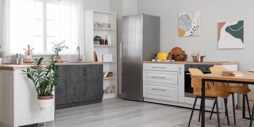 Viral video viser: Så beskidte kan dine køkkenskabe være, uden du kan se det