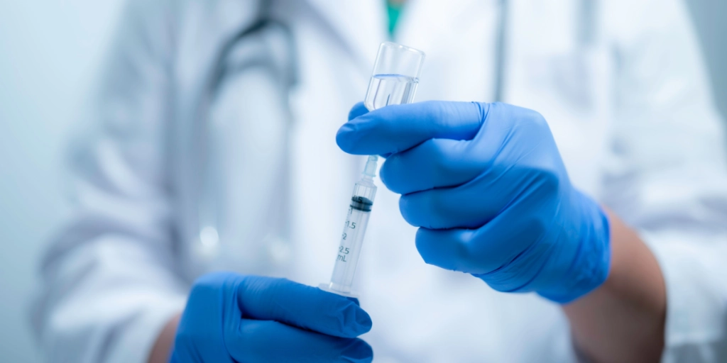 Skatteekspert svarer: Skal du betale skat af vaccination på arbejdspladsen?