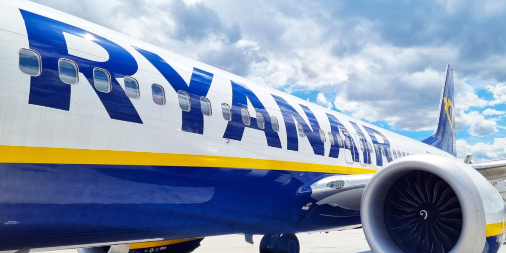 Ryanair sagsøger uregerlig passager, efter fly måtte omdirigeres