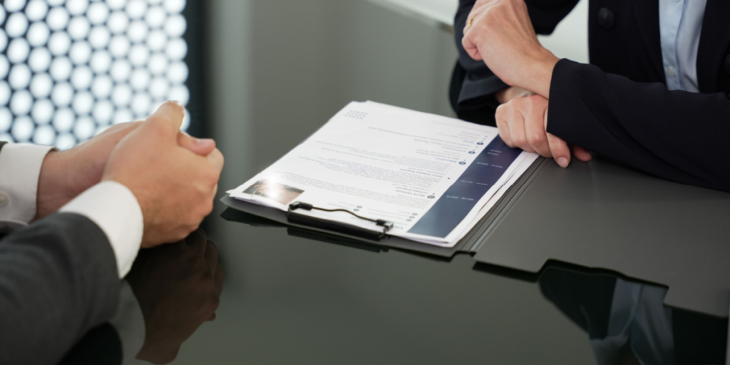 Ekspert kommer med 3 advarsler efter at have haft “tusindvis” af jobsamtaler