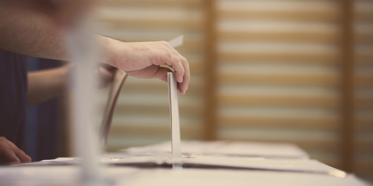 Kommune fordobler lønnen for valgtilforordnede