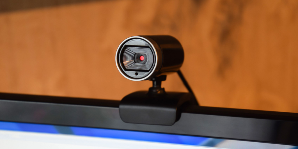 Har du sat tape over dit webcam? Derfor gør det ikke den store forskel ifølge IT-sikkerhedsekspert
