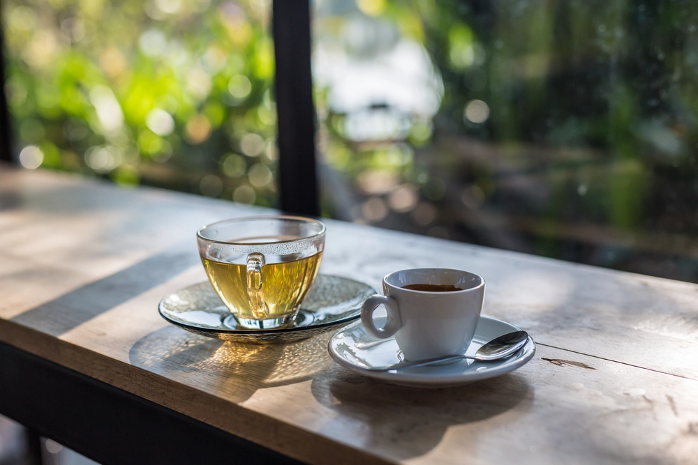 Vælg grøn the i stedet for kaffe: Her er 8 gode grunde