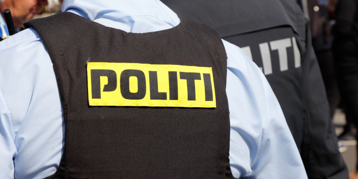 Politiet til stede ved motorfestival: 26-årigs køretur sluttede i rundkørsel