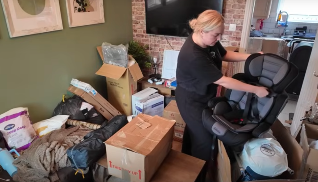 Jess modtog palle med ukendte varer fra Amazon: Vent til du hører, hvad de var værd