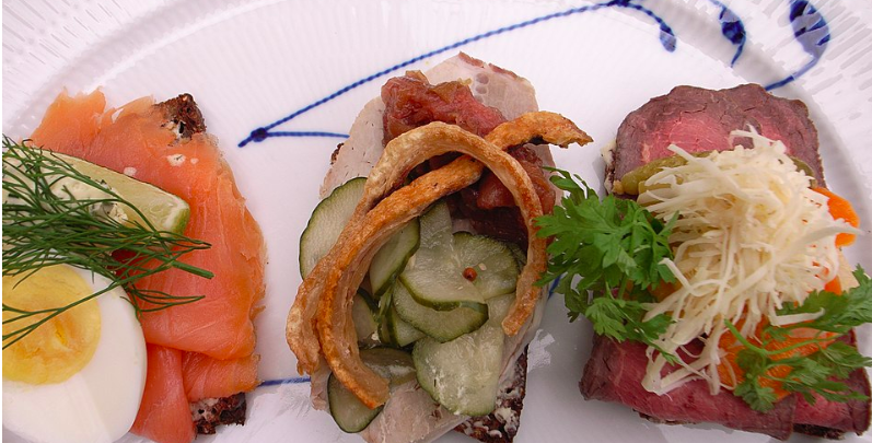 Det er at finde på populær smørrebrødsvariant. Alligevel spiser vi det ikke ofte nok.