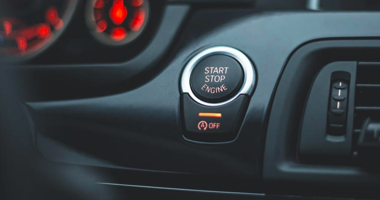 Bilekspert raser mod ‘unyttig’ funktion i bilen: “Du er dum, hvis du ikke trykker på denne knap”