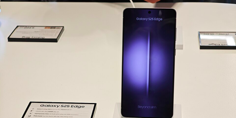 Samsung har stolt lanceret dyr telefon: Nu tyder meget på, at den har skuffet