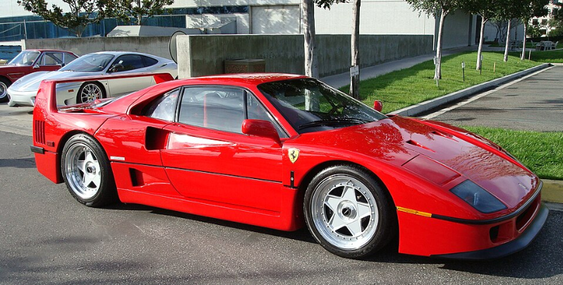 Milliardær glemte sin Ferrari F40 i en garage i 10 år: Sådan var bilens tilstand