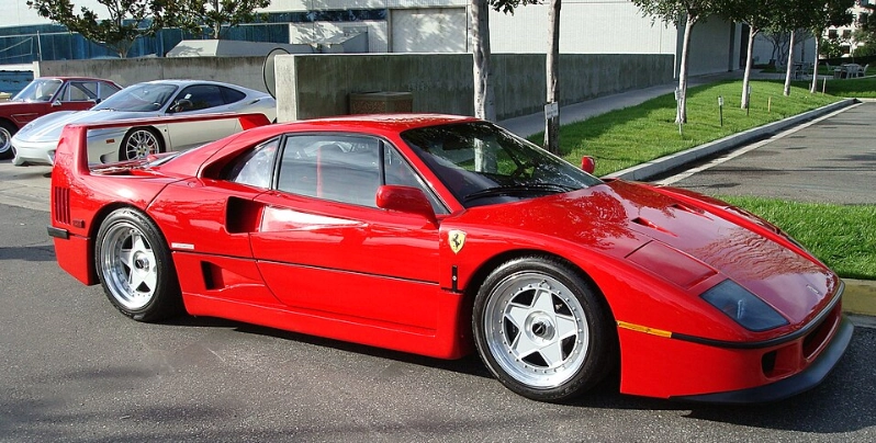 Milliardær glemte sin Ferrari F40 i en garage i 10 år: Sådan var bilens tilstand