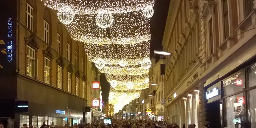 Julen er reddet: 20 års juletradition tændes alligevel i Aarhus